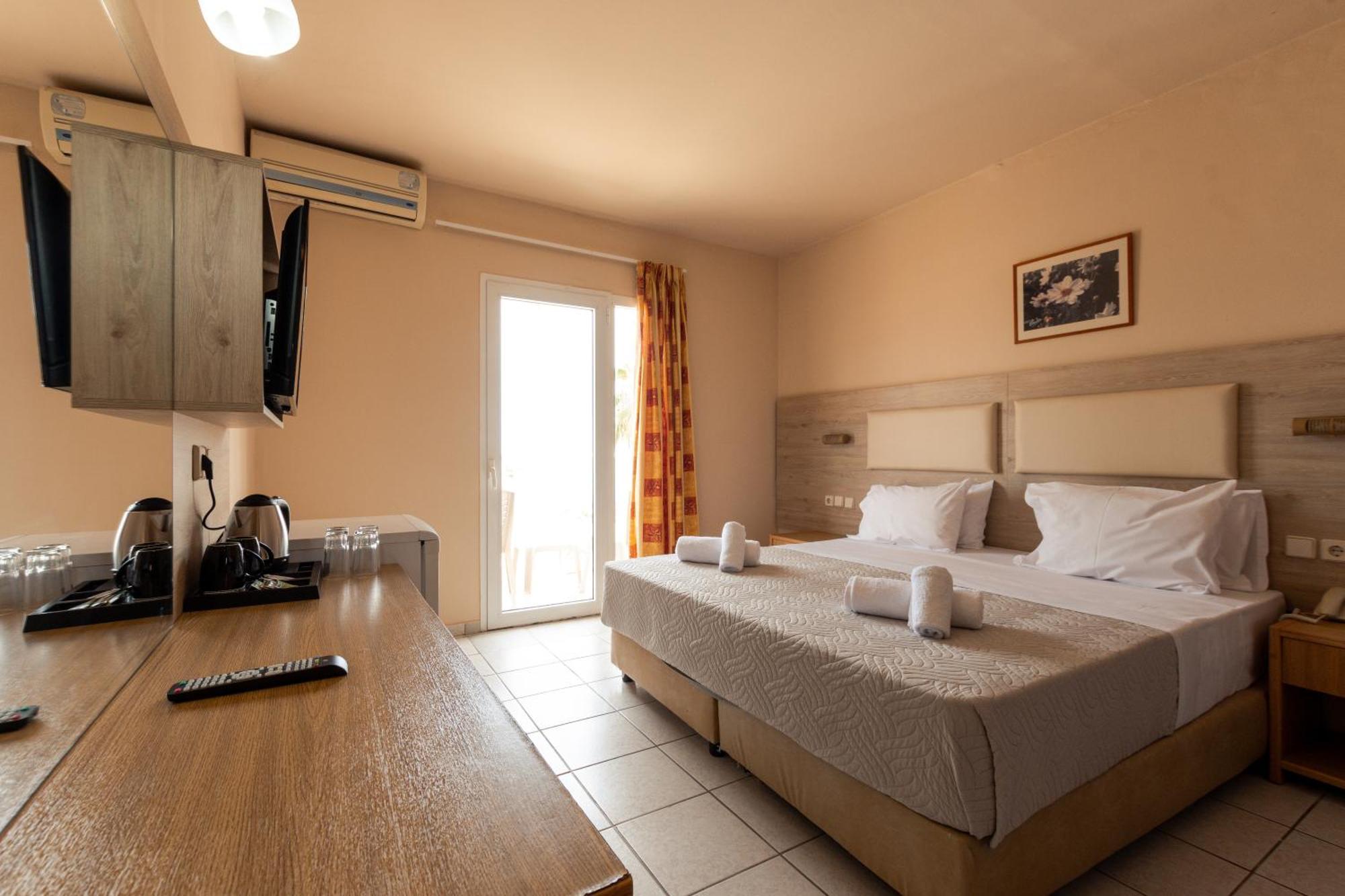 Aqua Sun Village Hersónissos Extérieur photo